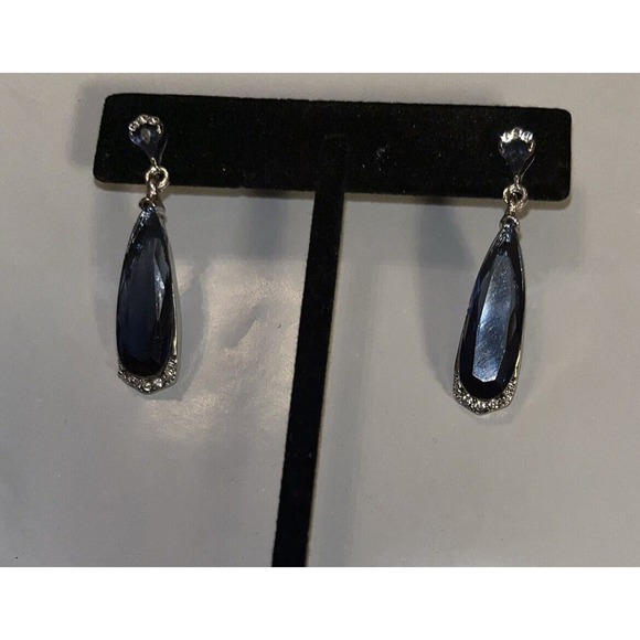 Teardrop Shaped Faux Sapphire Earrings Wedding Prom Special Occasions - Picture 1 of 4